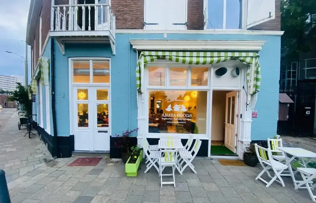 Indian restaurant near Centrum and Zeeheldenkwartier — Anaya Foods